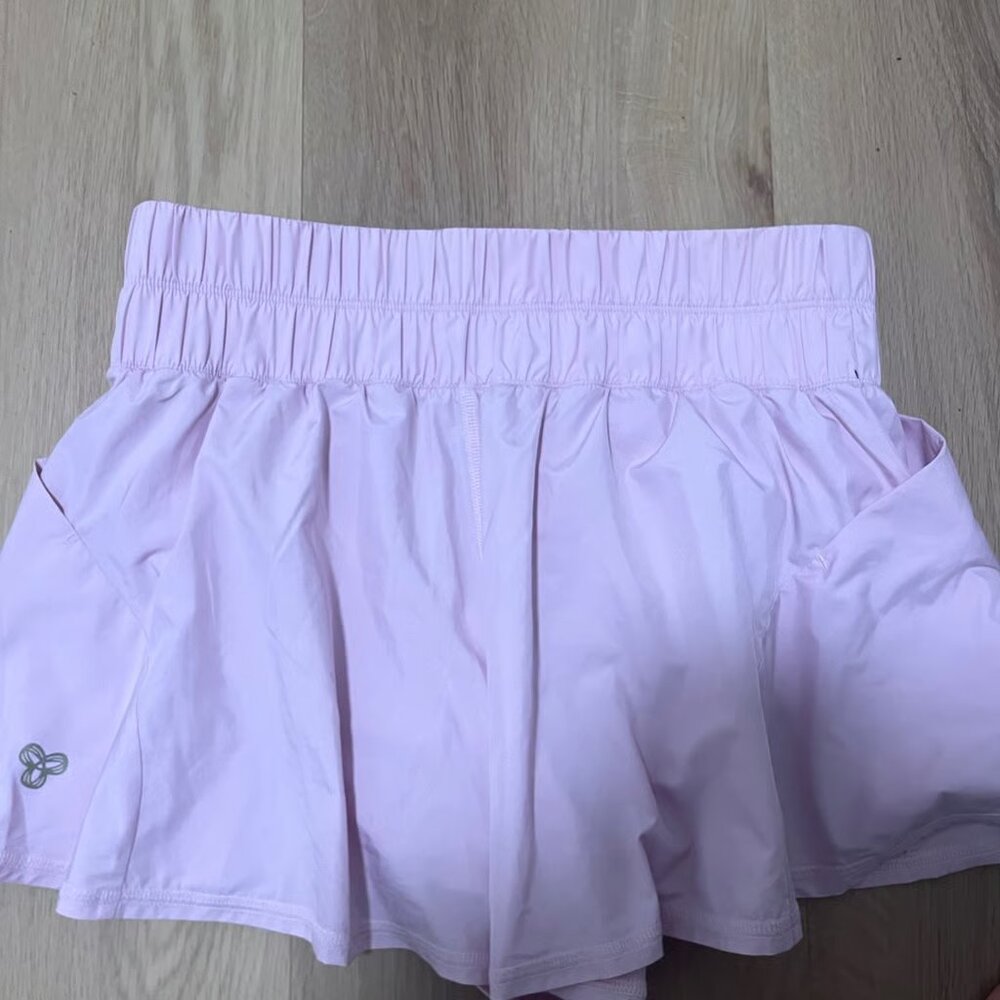 Aritiza golden shorts